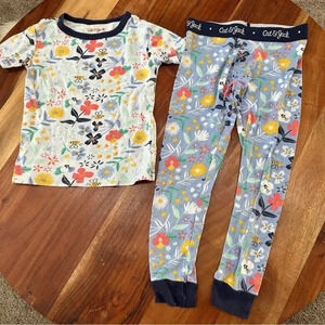 CAT & JACK Girls Size 4 Short Sleeve PJ Set Blue Floral Snug Fit